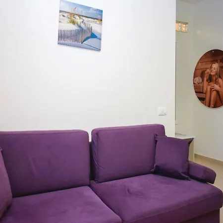 Two-bedroom In * Wlora
